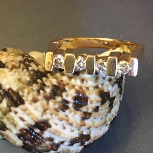 14K gold diamond bar setting ring size 5 3/4